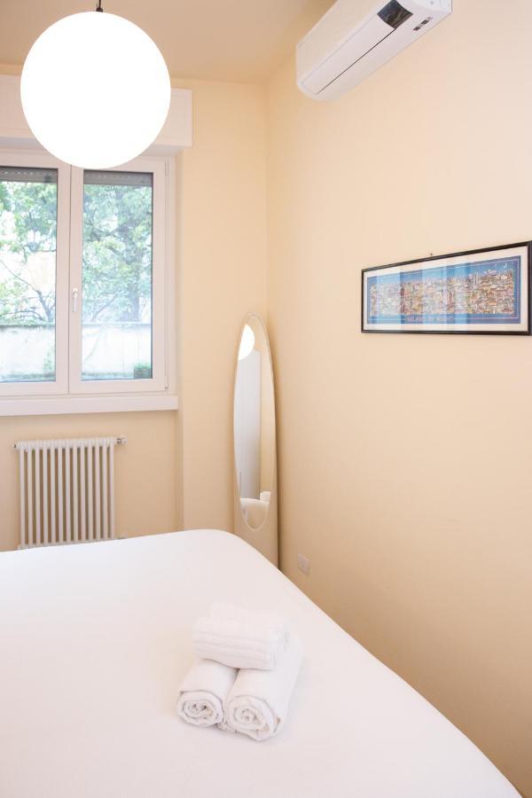 Botero Luxury Apartment Vicino Arco Della Pace Milan Luaran gambar